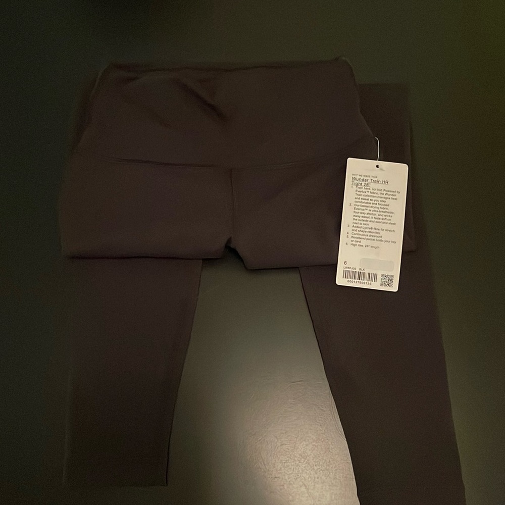 Lululemon Wundertrain Leggins 28”